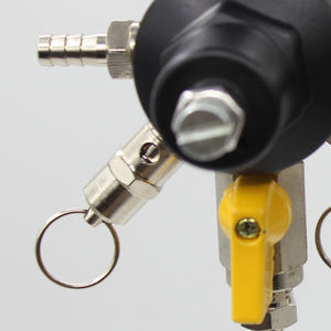 Sekundärer <span class=keywords><strong>CO2</strong></span>-Fassbierregler aus Messing mit Druck begrenzung ventil - Product Image 4