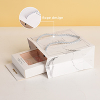 Sacs à provisions en papier de carton imprimé de marque personnalisée pour petite entreprise sacs cadeaux avec propre logo