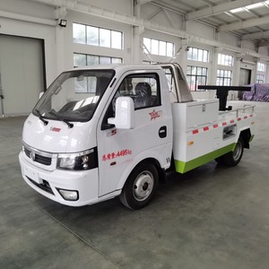 Mini Grúa de Remolque Dongfeng 4x2 con Pluma y Elevador de Ruedas Combinados, Camión de Recuperación de 2t con Elevador Hidráulico Inferior - Product Image 2