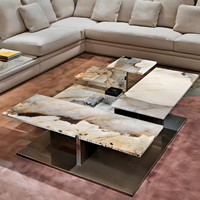 Table basse carrée flottante de luxe italienne en marbre naturel, design moderne et minimaliste pour salon