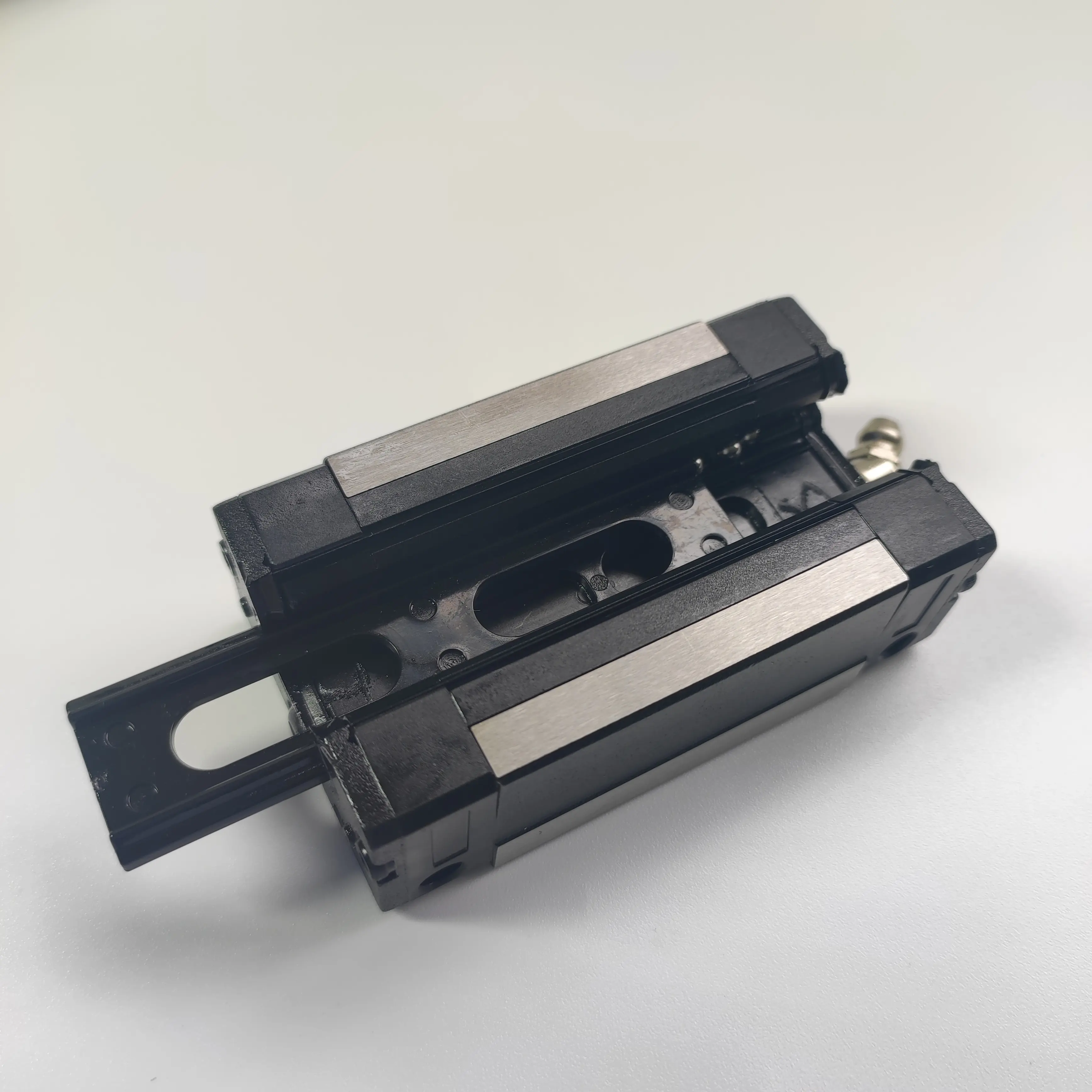 20Mm Zware Bal Lineaire Beweging Actuator Rails Met Vierkante Vorm Voor Spuitgietmachines