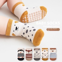 Chaussettes antidérapantes pour enfants, en tricot doux, motif animal, semelle antidérapante, chaussettes de marche intérieures pour bébés et tout-petits, pour la vente en gros, la boutique et la personnalisation OEM
