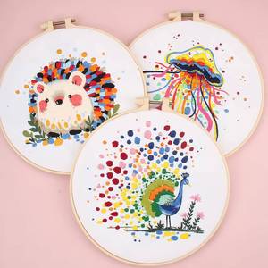 Kit de broderie manuelle DIY pour paon et hérisson, avec base en tissu de coton et aiguille et fil inclus - Product Image 4