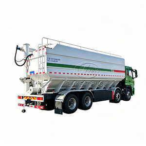 Camion de distribution d'aliments pour animaux d'élevage 45T, camion diesel pour distribution de céréales en vrac, camion howo à vendre - Product Image 1