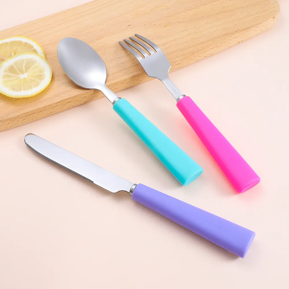 Conjunto de talheres com cabo personalizável para uso no atacado, faca, garfo e colher coloridos