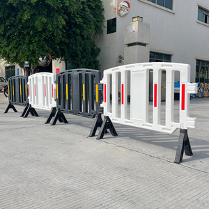 HDPE Blow Molding 1500 <b>Plastic</b> Barricade <b>Fence</b>, Crowd Control <b>Plastic</b> Safety <b>Fence</b> with Advertising Panel - Product Image 5