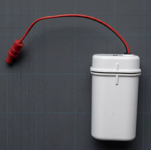 กล่องแบตเตอรี่พร้อมปลั๊กตัวเมียแบบแบน 2 พินสำหรับถังชักโครก - Product Image 2