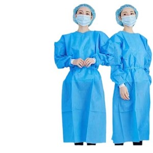 Una gran cantidad de trajes de protección desechables, transpirables, impermeables y a prueba de polvo, que se pueden usar en r - Product Image 1