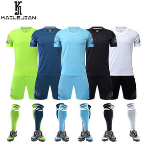 Große Lager Top-Qualität Hot Selling Mode Fußball uniform Set Fußball tragen Fußball uniform - Product Image 5