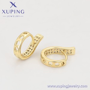 X001228225 XUPING Venta al por mayor <span class=keywords><strong>Pendientes</strong></span> de aro modernos en forma de U con circonitas pavé chapados en <span class=keywords><strong>oro</strong></span> de 14K para mujer - Product Image 5