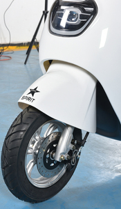 Bici motorizzata elettrica di design Super fashion e motocicli elettrici bianchi ad alta potenza in vendita - Product Image 4