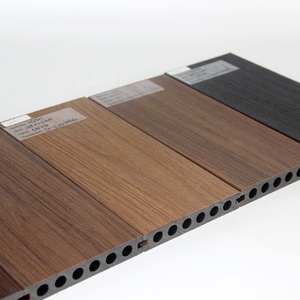 Tarima <span class=keywords><strong>de</strong></span> WPC Coextruido <span class=keywords><strong>de</strong></span> Nueva Tecnología China, la Más Vendida, con Aspecto <span class=keywords><strong>de</strong></span> Madera, Impermeable, Ecológica, para Exteriores, <span class=keywords><strong>de</strong></span> un Solo Color Biodegradable - Product Image 4