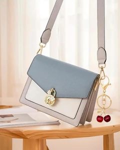 Llavero de cereza más vendido, bonitos llaveros de fresa para bolsos, regalos para mujer, Día de San Valentín, RTS - Product Image 2