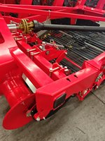 HONGZHU Nouvelle Moissonneuse-batteuse Standard en Acier pour Pommes de Terre, Riz et Maïs avec Pelle et Convoyeur pour une Productivité Élevée Garantie 1 An