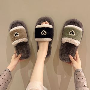 Nuevos Modelos de Comercio Exterior: Pantuflas Cálidas, Sandalias de Plataforma para el Hogar con Diamantes de Imitación, PVC - Product Image 1
