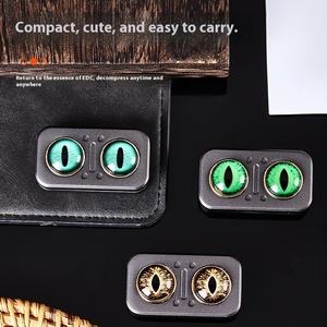 Cú con quay hồi chuyển đẩy nhỏ gọn cầm tay hợp kim kẽm EDC ngón tay giải nén đồ chơi kim loại Snap đồng xu Thương hiệu mới <span class=keywords><strong>Fidget</strong></span> Spinners - Product Image 4