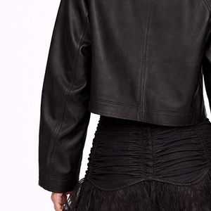 <span class=keywords><strong>Veste</strong></span> d'hiver <span class=keywords><strong>en</strong></span> cuir véritable pour femme - Classique noire, coupe classique, style motard, ajustée, streetwear, décontractée, fermeture éclair sur le devant - Product Image 6