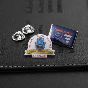 Nhà Máy Biểu Tượng Tùy Chỉnh Quà Tặng Doanh Nghiệp Kim Loại Kẽm Hợp Kim Sắt Tấm Người Đàn Ông Phụ Nữ Tùy Chỉnh Trâm Cài Men Ve Áo Pin Hộp Bộ - Product Image 2