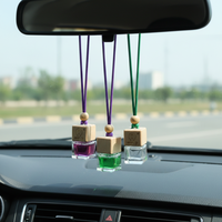 Flacon diffuseur de parfum pour voiture en verre carré transparent vide de 5 ml, 8 ml, 10 ml avec bouchon à vis scellé en liège et impression sérigraphique, couvercle en bois