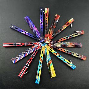 Bán buôn tùy chỉnh thương hiệu tư nhân đào tạo có thể gập lại <span class=keywords><strong>Balisong</strong></span> lược thép không gỉ Túi Gấp tự vệ bướm dao Lược - Product Image 2