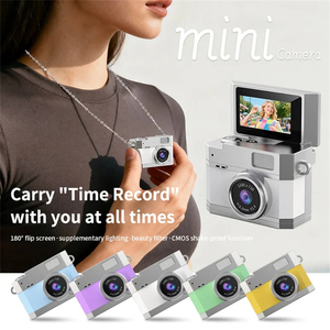 Mini Cámara Digital de Pulgar LK026 con Flash para Estudiantes 180 °   Cámara Retro CCD con Pantalla Flip para Selfies, Estabilización de Imagen CMOS y Grabación - Product Image 1