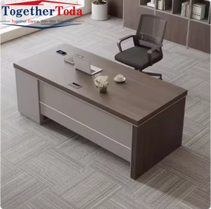 Escritorio Ejecutivo Moderno de Madera y Metal, Económico y Duradero, con Cajones y Colores Personalizados para Jefes y Gerentes Generales, Venta al Por Mayor - Product Image 3