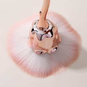 Brosse à ongles longue poignée en fibres douces, grande taille, rose, noir, rouge, or, rose doré, pour éliminer la poussière, pour manucure, salon, nettoyage des ongles, brosse pour nail art - Product Image 5