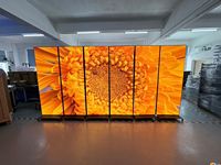 Складной внутренний коммерческий LED-дисплей GOB P1.86 с поддержкой 4G/WiFi для розничных магазинов и бизнеса самообслуживания
