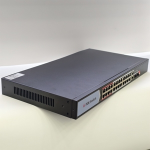อุปกรณ์ไฟเบอร์ออปติก 100Mbps 1000Mbps สวิตช์ PoE อัจฉริยะแบบไม่ต้องจัดการ VLAN Division Switch Watchdog - Product Image 4