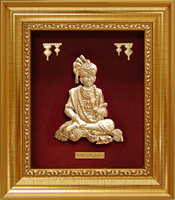 Peintures décoratives haut de gamme sur mesure, représentant les dieux indiens Vishnu, Krishna et Radha, avec feuilles d'or 24 carats.