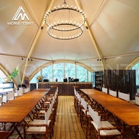 Tentes de glamping imperméables en forme de pyramide double indienne pour hôtel, pour le hall et la réception VIP