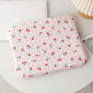 Custodia <span class=keywords><strong>per</strong></span> Tablet alla Moda Personalizzata all'Ingrosso, Morbida Trapuntata a Cuore in Poliestere con Cerniera, Cover <span class=keywords><strong>per</strong></span> <span class=keywords><strong>iPad</strong></span>, Custodia <span class=keywords><strong>per</strong></span> Laptop <span class=keywords><strong>per</strong></span> Donne - Product Image 3