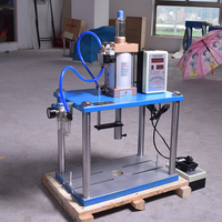 Presse à œillets pneumatique de précision de table à quatre colonnes et deux plateaux de haute qualité avec moteur, capacité 200 kg
