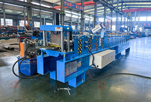 Động cơ-động cơ-bánh cơ-mang thành phần cốt lõi billboard cuộn tạo thành máy cho khung thép & xà gồ sản xuất 380V 7.5KW - Product Image 2