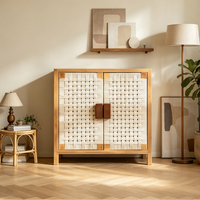 Buffet d'entrée Japandi en bois de frêne à 2 portes avec panneaux tressés, meuble de rangement côtier australien, organisateur pour l'Australie
