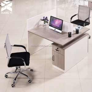 Configuration de table de bureau pour coworking 4 places avec bureau modulaire, poste de travail confortable pour bureaux, hôpitaux, écoles - Product Image 2
