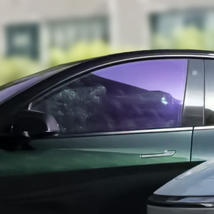 Film caméléon violet résistant aux rayures et aux brouillards salin, isolation thermique à 98%, VLT à 72%, <span class=keywords><strong>teinte</strong></span> pour pare-brise avant de voiture - Product Image 1