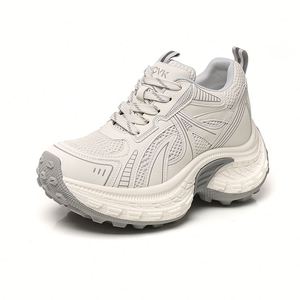 Baskets légères et respirantes pour femmes, collection Printemps 2026, style rétro, à semelle épaisse rehaussante, pour la randonnée décontractée - Product Image 2