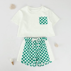 Ensembles de vêtements pour enfants à motif de damier mélange de coton 3-8 ans avec taille réglable pour des vêtements d'été décontractés et de plein air - Product Image 4