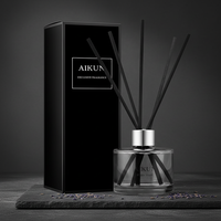 Aikun MOQ30pcs200ml Diffuseur de parfum d'ambiance à bâtonnets en verre noir, avec logo personnalisable, boîte haute, parfum longue durée, pour boutique de cadeaux
