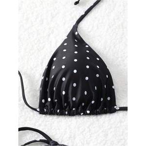 Conjunto de Bikini Personalizado para Mujer con Estampado de Lunares, Top Triangular con Tirantes Laterales y Tela Elástica - Product Image 2