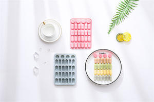 Moule à gâteau en silicone antiadhésif à 14 cavités, réutilisable, de qualité alimentaire, mignon, magnétique, pour chocolat, bonbons et glaçons DIY - Product Image 6