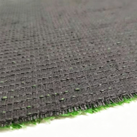 Gazon artificiel économique W6 de 10 mm en rouleau, vente en gros, tapis synthétique pas cher pour jardin, événements extérieurs, prix direct usine