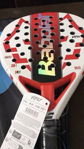 ไม้เทนนิสพาเดล Babolatt VIPER รุ่นปรับแต่งพิเศษ รูปทรงเพชร ทำจากคาร์บอนไฟเบอร์ 18K พร้อมด้ามจับคาร์บอน EVA นุ่ม - Product Image 3