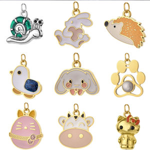 กำไลข้อมือสแตนเลสสตีล 316L ชุบทอง 14k 18k PVD ลายการ์ตูนน่ารักแบบกำหนดเอง DIY พร้อมจี้ห้อยน่ารักๆ สำหรับสร้อยข้อมือและสร้อยคอ - Product Image 1