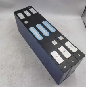 Cellule de batterie prismatique CALB 3.7V 137Ah NMC Grade A, 3000 cycles, haute énergie pour VE, ESS, solaire, voiturette de golf, VR, marine, chariot élévateur, UPS - Product Image 3