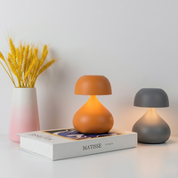 Lampe de table champignon sans fil rechargeable CCT minimaliste pour créer une ambiance conviviale à la maison ou au bureau