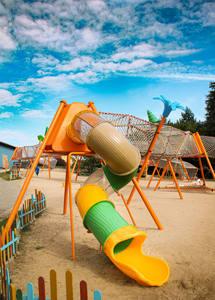 Ensemble d'équipement de terrain de jeu sur le thème des vaisseaux spatiaux Toboggans en plastique pour les parcs Aire de jeux d'aventure en plein air pour les enfants - Product Image 4