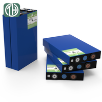 Cellule prismatique au phosphate de fer et de lithium (LFP) CALB CAM72 3.2V 72Ah pour chariots de golf, onduleurs (UPS), applications marines et systèmes de stockage d'énergie solaire hors réseau