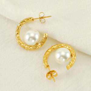 New Elegant 18K Gold Plated Hypoallergenic Titanium Steel Geometric Pattern C-Shape Stud <b>Earrings</b> with <b>Pearl</b> for Women - Product Image 3